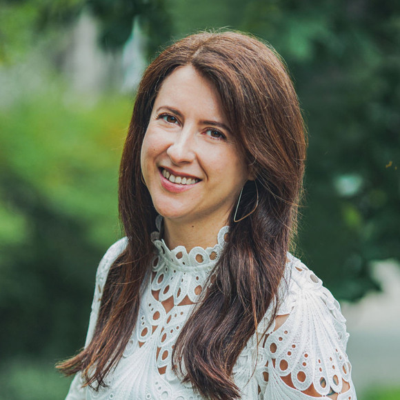 Profile Picture of Renee Mitchell (@vanilla_wonder) on Poshmark