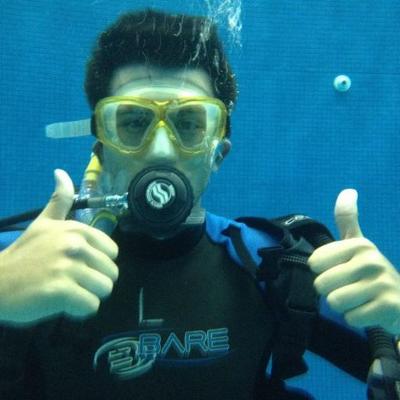 Profile Picture of Alex Rad (@alexrad89) on Twitter