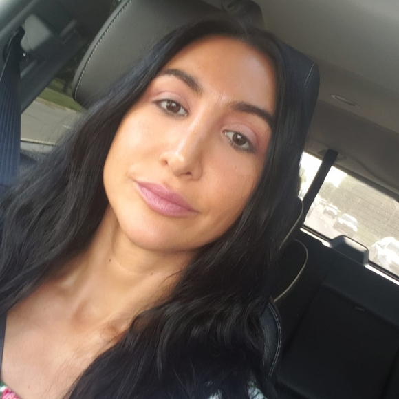 Profile Picture of Nancy Longordo (@nunzia618) on Poshmark
