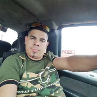 Profile Picture of Arnoldo Guerra (@guerra.leon.14) on Facebook