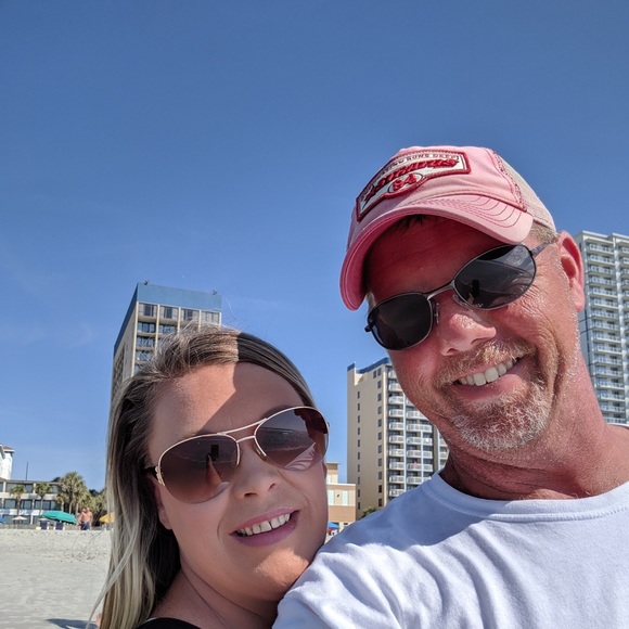 Christina Bevins - Poshmark Profile Picture of Christina Bevins (@cbrock484) on Poshmark