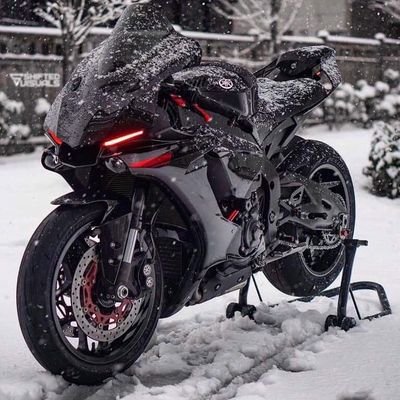 Profile Picture of Carlos Dena (@CarlosDena8) on Twitter