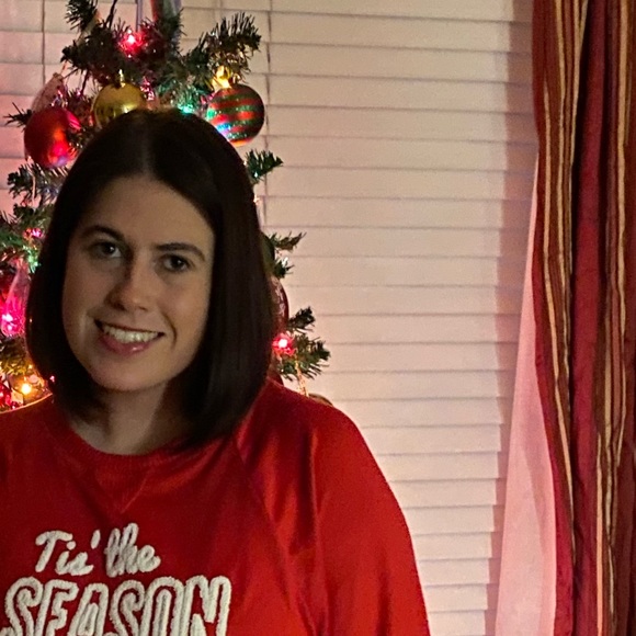 Profile Picture of Allison Helmes (@alliern87) on Poshmark