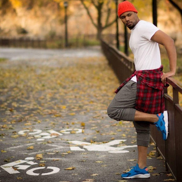 Profile Picture of Aaron Custis (@custisal) on Poshmark