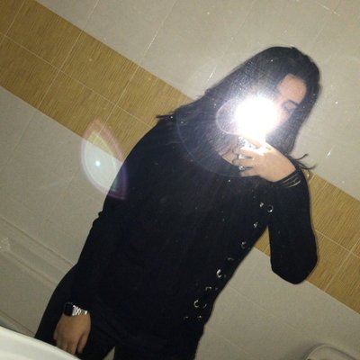 Profile Picture of Mary (@MaryCicchiello) on Twitter