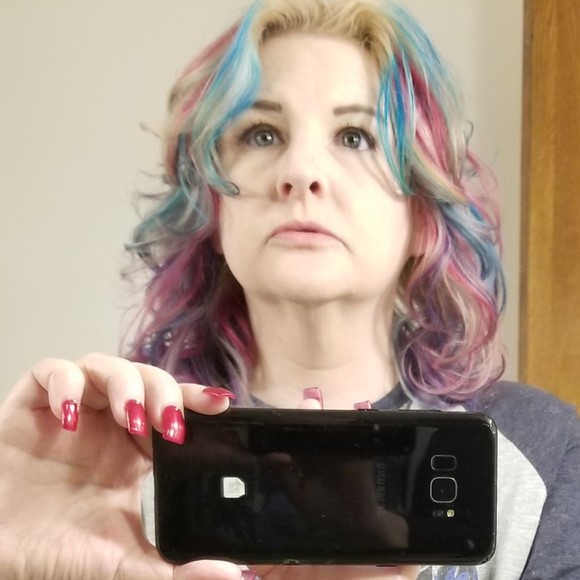 Nicole Burish - Poshmark Profile Picture of Nicole Burish (@nicoleburish) on Poshmark