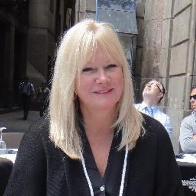 Profile Picture of Carolyn Ahern (@youshouldtravel) on Twitter