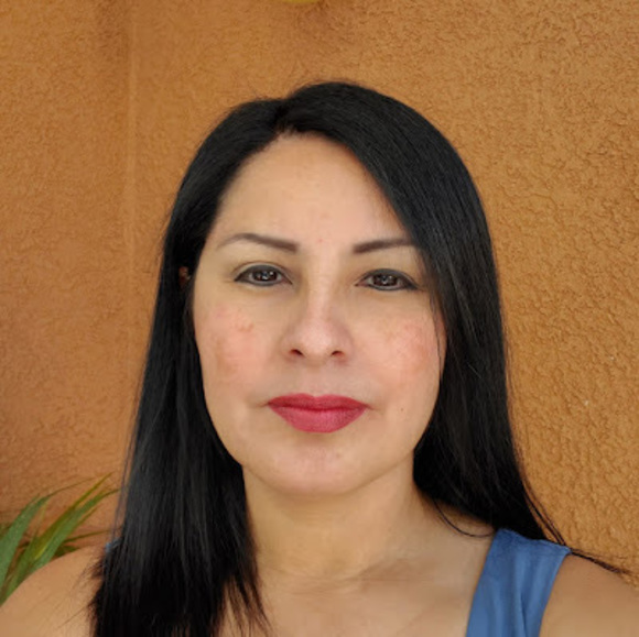 Yesenia Favela - Poshmark Profile Picture of Yesenia Favela (@yereyes1) on Poshmark