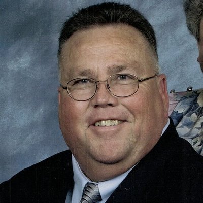 Profile Picture of Michael Tickle (@birdmankan) on Twitter