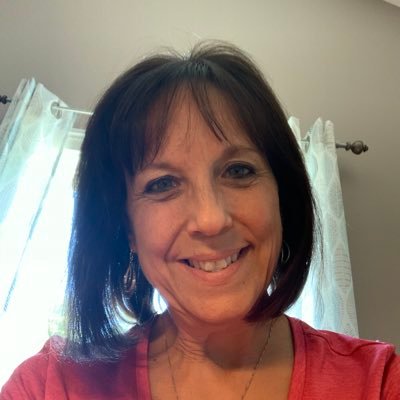 Profile Picture of Lori Daniels (@loridaniels1438) on Twitter