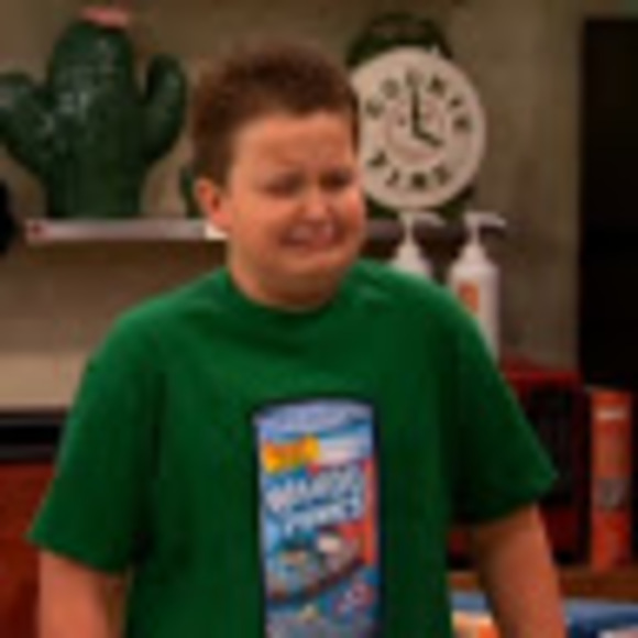 Profile Picture of Maurizio Ramirez (@maurizioramirez) on Poshmark