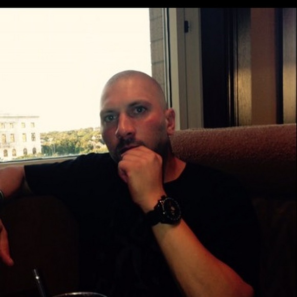 Profile Picture of Jaber Samrout (@jsamrout83) on Poshmark