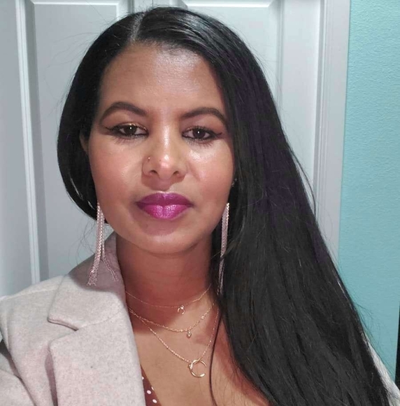 Profile Picture of Abeba Tesfay (@abebatesfay) on Poshmark