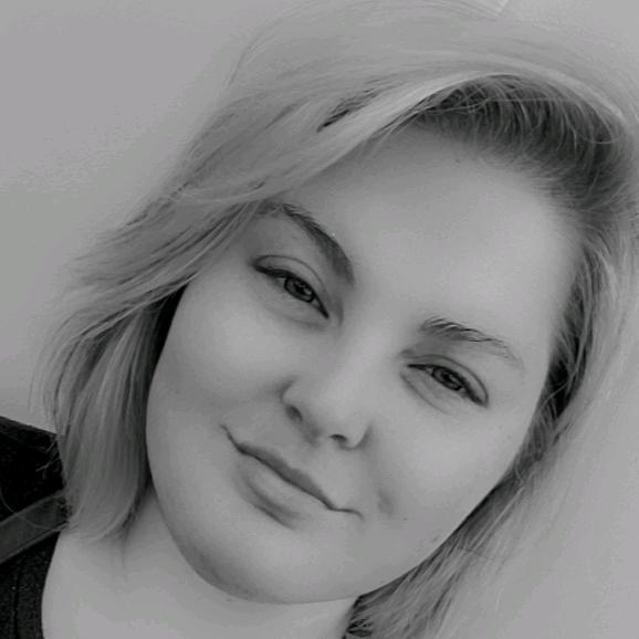 Profile Picture of JuliaTrahan (@_jurenee) on Tiktok