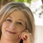 Profile Picture of Deborah Lazarri (@deborahlazarri) on Instagram