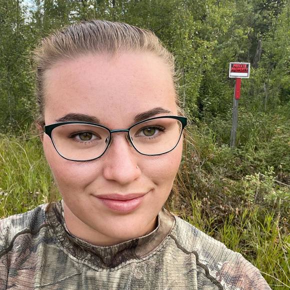 Profile Picture of Tasha Duriez (@tashaduriez) on Poshmark