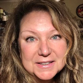 Profile Picture of Andrea Riggs (@annieriggs36) on Pinterest