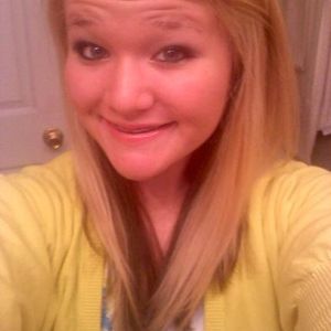 Profile Picture of Taylor Lanae (@john_deere_honey) on Myspace