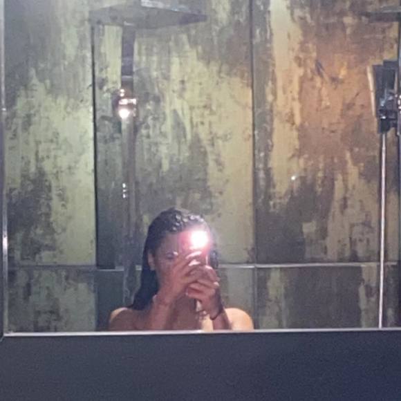 Eugenielle Caisse - Poshmark Profile Picture of Eugenielle Caisse (@eugeniellec) on Poshmark