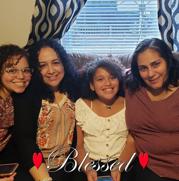 Amarylis Serrano - Poshmark Profile Picture of Amarylis Serrano (@amarylis8) on Poshmark