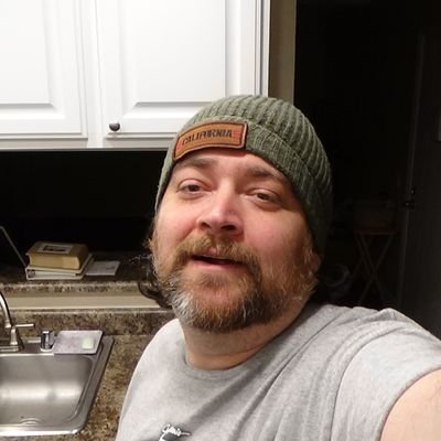 Profile Picture of Jasen James Deyl (@DeylJasen) on Twitter