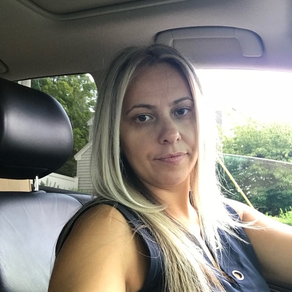 Profile Picture of Eriona Hoxha (@albagirl) on Poshmark