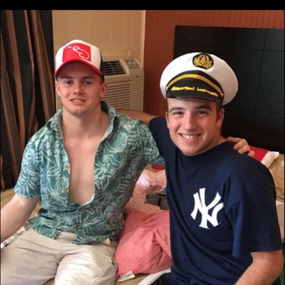 Profile Picture of Tommy Capps (@tommycapps1799) on Twitter