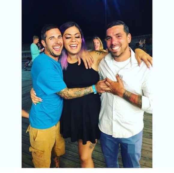 Profile Picture of Jesse Linder (@jesselinder) on Poshmark