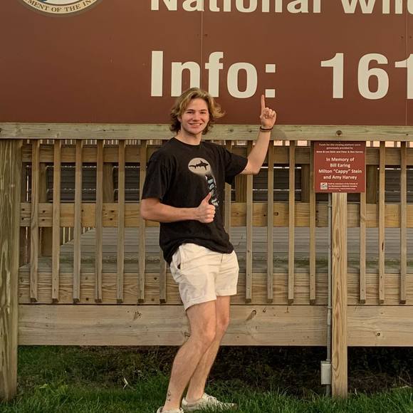 Profile Picture of Schaefer Scarritt (@sscarritt) on Poshmark