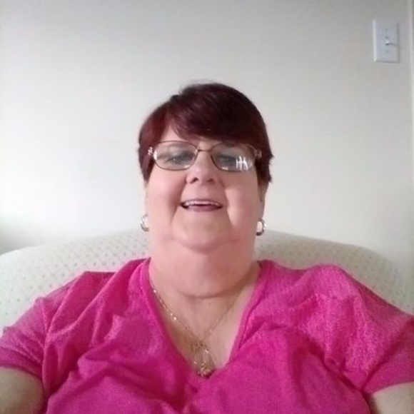 Profile Picture of Joanne Biskup (@jbiskup195) on Poshmark