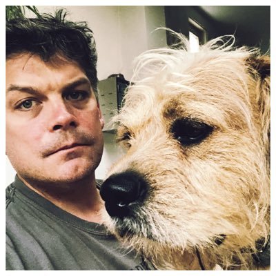 Profile Picture of Simon Mason (@wineboar) on Twitter