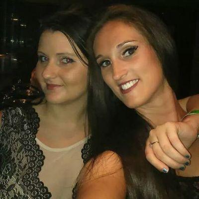 Profile Picture of Alexandra Edge (@alexedge18) on Twitter