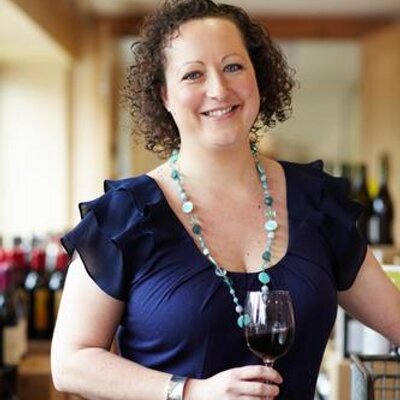 Profile Picture of Anne Forrest (@aforrestwriter) on Twitter