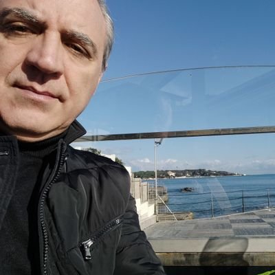 Profile Picture of Nicola Cimmino (@bob_morse9) on Twitter