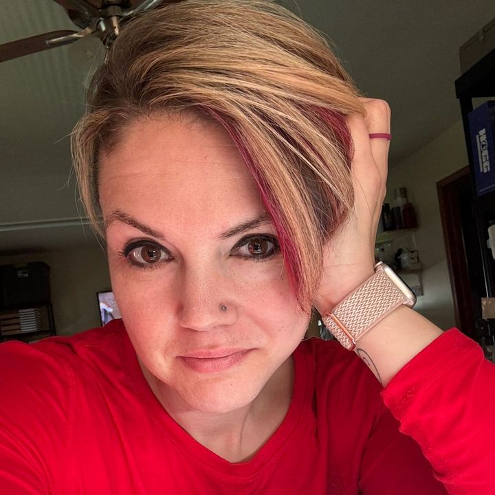 Profile Picture of Amanda Fadely (@wifemomadhd) on Tiktok