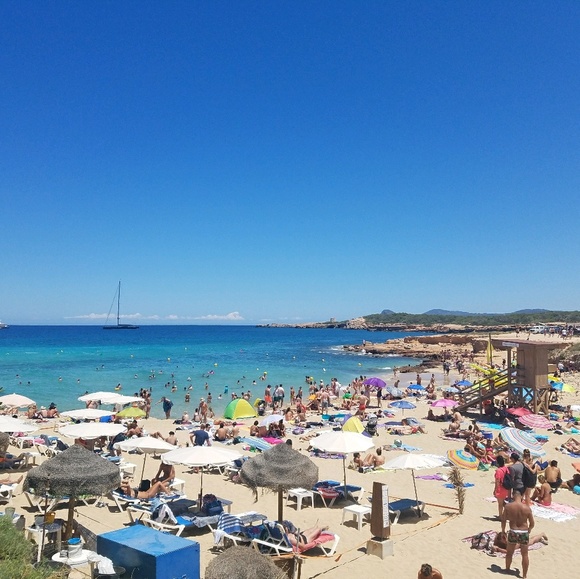 Profile Picture of Al Mushtaq (@mushtaq23) on Poshmark