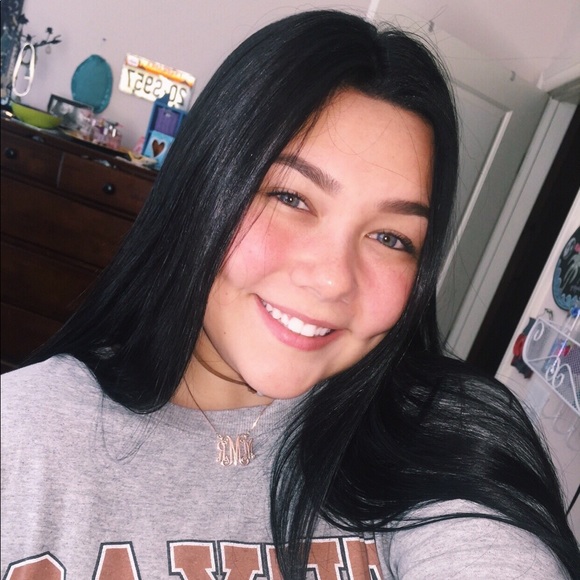 Profile Picture of Meigan Mossey (@meigmossey) on Poshmark