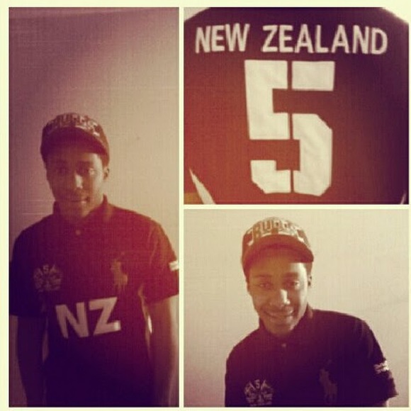 Stevin Crummell - Poshmark Profile Picture of Stevin Crummell (@stevin95) on Poshmark