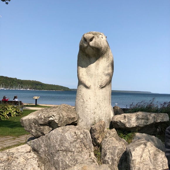 Profile Picture of Kerina Heaslewood (@kerinabaksh) on Poshmark