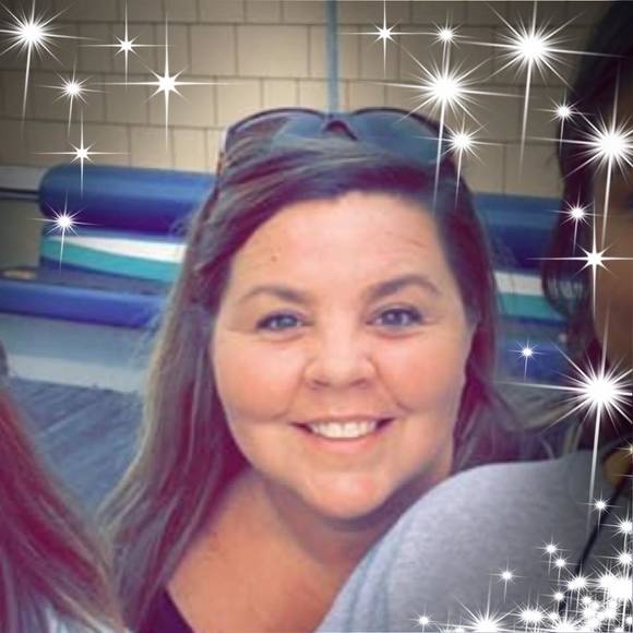 Profile Picture of Cathy Allen (@callen0405) on Poshmark