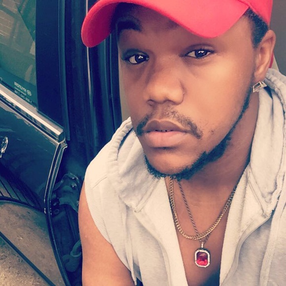 Profile Picture of Milo Jones (@supreme_selym) on Poshmark