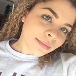 Profile Picture of Julia Heyward (@julia_tarynn) on Instagram