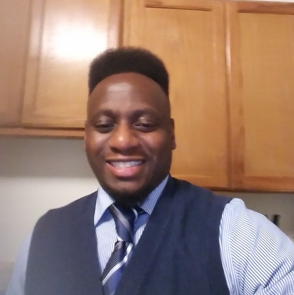 Profile Picture of Douglas Harris rowe (@djhrowe) on Poshmark