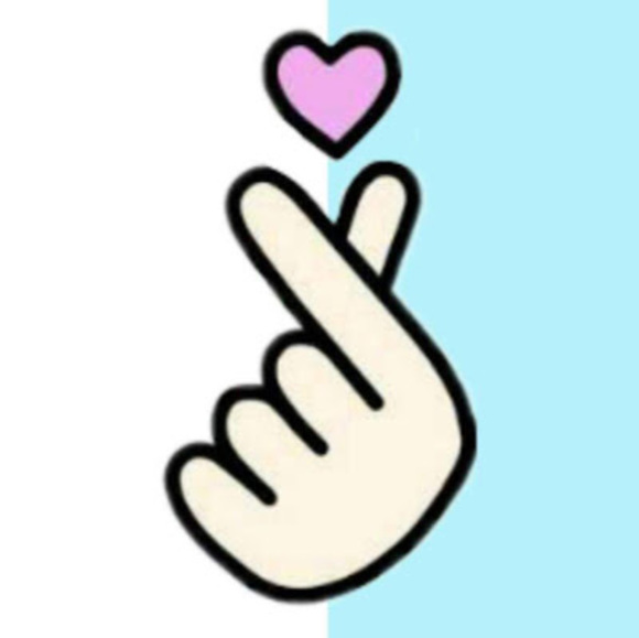 Profile Picture of Amiel Alvina (@amielalvina) on Poshmark