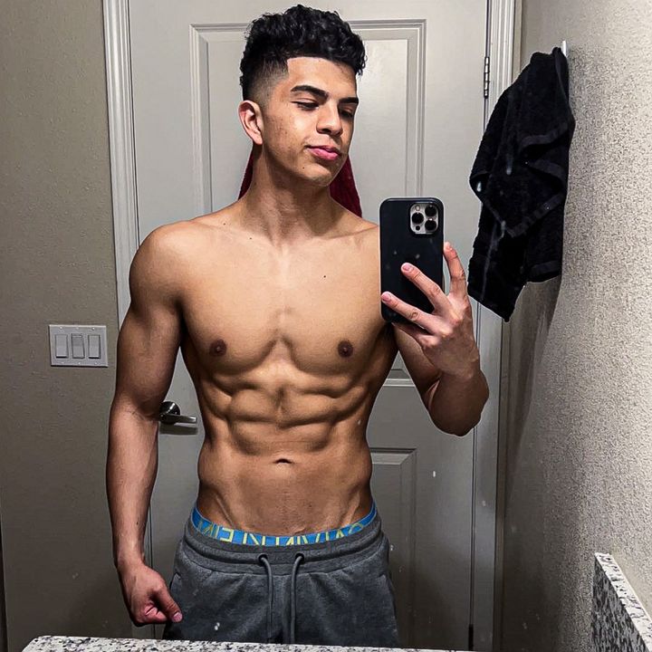 Profile Picture of Michael Castro (@jmichaelcastro) on Tiktok
