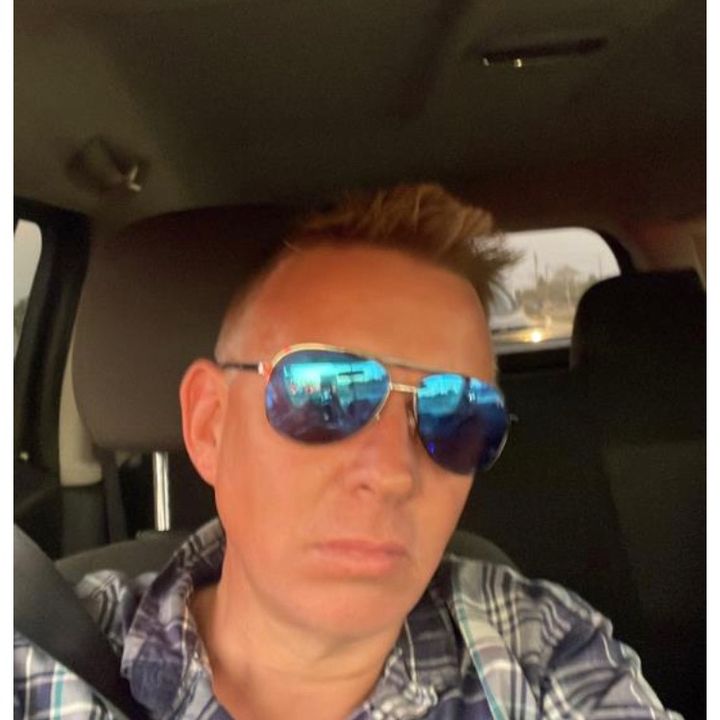 Profile Picture of Mike Nealis (@miichaelnealis) on Tiktok