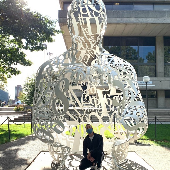 Profile Picture of Pedro Colón (@pcolon03c) on Poshmark