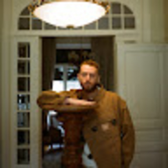 Profile Picture of Danny Young (@dannyyoung775) on Poshmark
