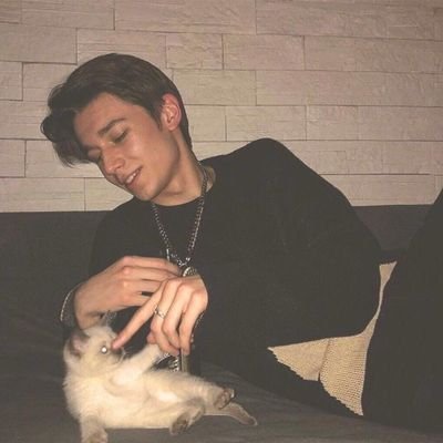 Profile Picture of ZhengQ1anGe. (@ZhengQ1anGe) on Twitter