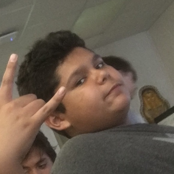 Profile Picture of Jason Fernandes (@janandes) on Poshmark